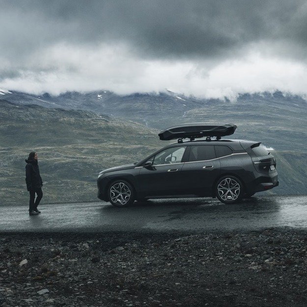 Thule Motion 3 XL Black Glossy 4